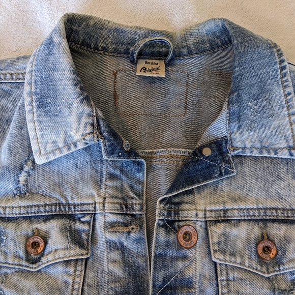 Bershka Distressed Light Wash Collared Crop Denim Vest Size M - Picture 10 of 10